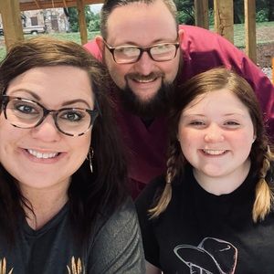 Meet your Posher, Toni